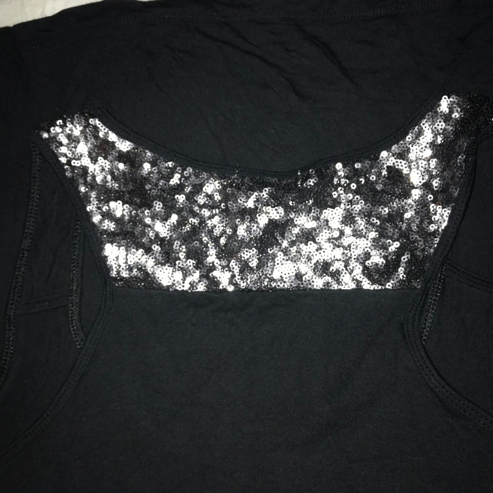 Tank top bundle - Picture 5 of 8